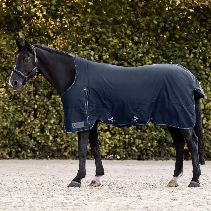 Bon March Couverture impermable cheval encolure haute Arctic High Neck Light Waldhausen 0g - 165 cm - Noir