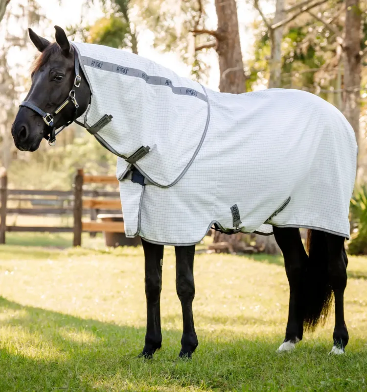 Nouvel Arrivage Couverture anti-mouches Horseware Amigo Summer Plus - 160 cm - Carreaux marine / gris titanium / argent