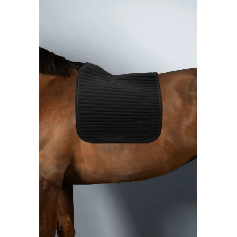 SG BY HARCOUR - Tapis de dressage Lilibet - Cheval - Noir Nouvelle Collection