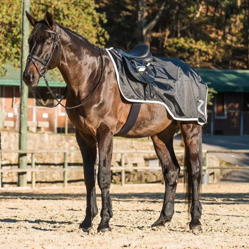 Vente Flash Couvre-reins Weather Trek Horze - 125 cm