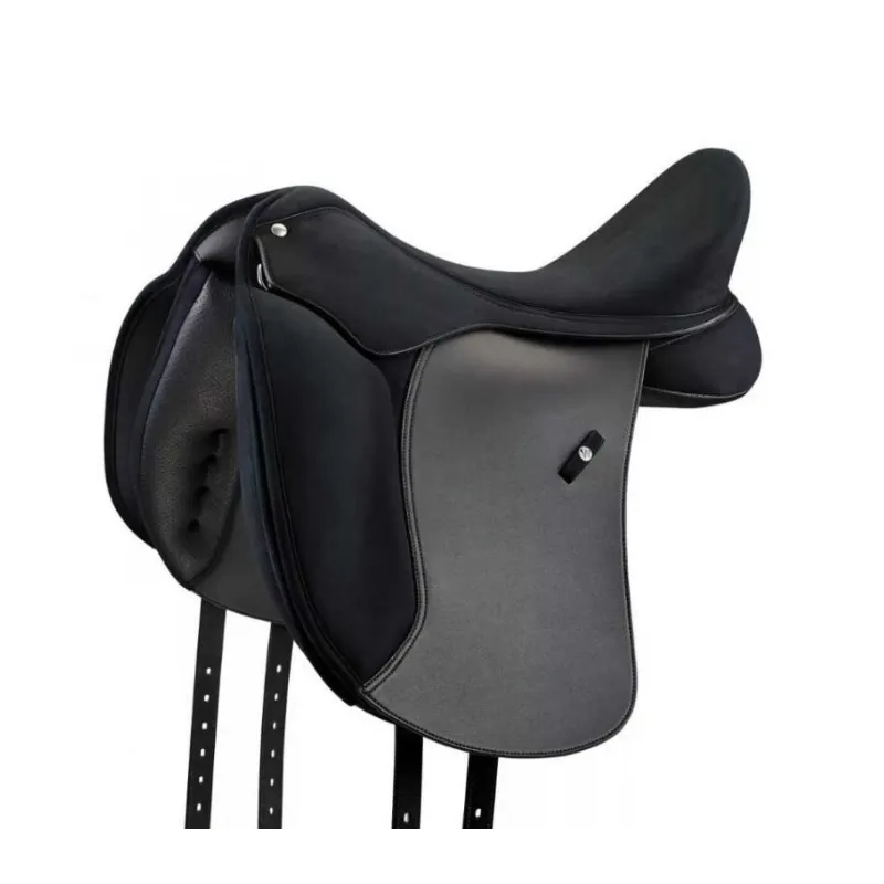 Petit Prix WINTEC - Selle de dressage Hart Pro - 17" - Noir