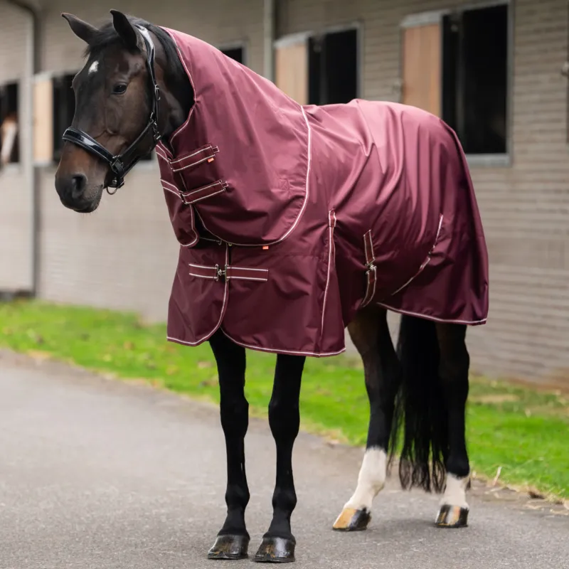 Couverture de paddock Imperial Riding Basic avec couvre-cou amovible 300gr - 135 cm - Rouge profond Jusqu puisement Des Stocks