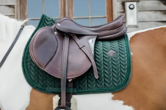 Expdi Aujourdhui Tapis Velvet Pearl Vert Sapin - KENTUCKY - Vert - Mixte - Cheval