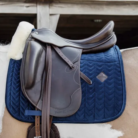 Prix Rduit Tapis de selle Skin-Friendly Velvet - Kentucky - Noir - Dressage - Cheval