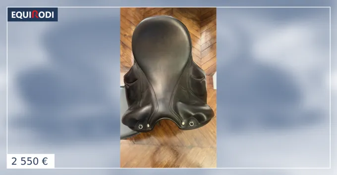 Vente Selle de dressage DEVOUCOUX Commande En Gros