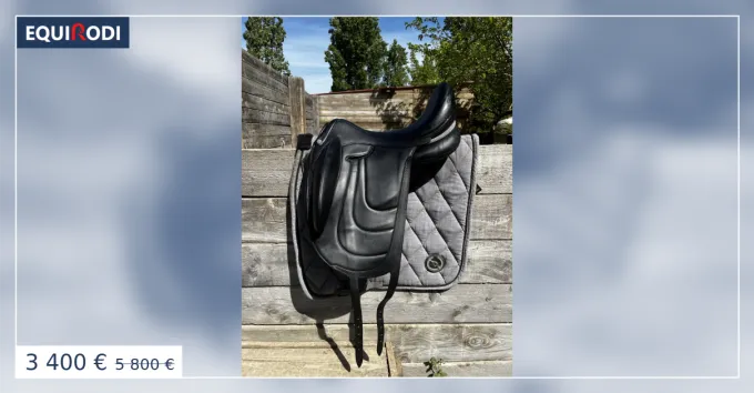 Selle Dressage Devoucoux Makila Harmonie S 18 pouces Remise