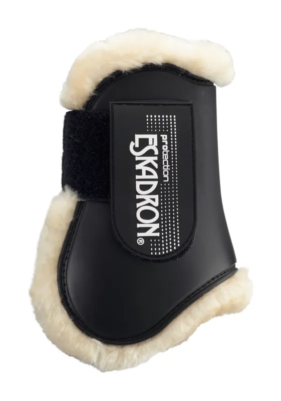 Protge-boulets Eskadron fausse fourrure Compact postrieurs - Cheval - Noir Commander Maintenant