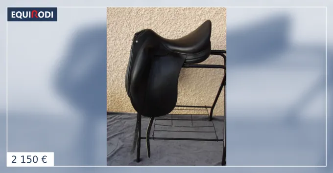 Selle Dressage Childeric DPL 18' Marque