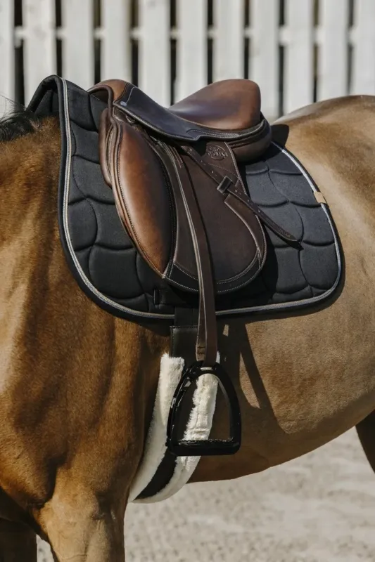 Tapis de selle Equithme Shiny - Cheval - Noir Pas Cher
