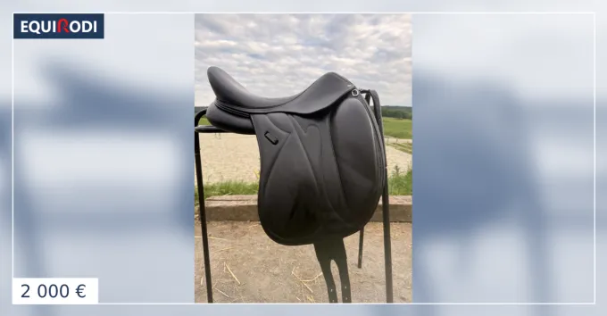 Selle dressage devoucoux Soldes