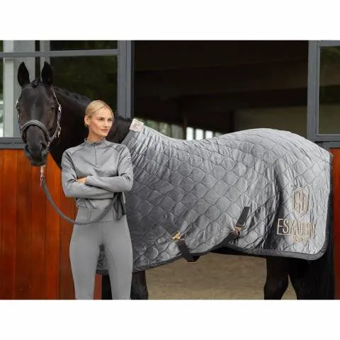 Livraison Gratuite Couverture Velvet Hritage 2023 - Eskadron - gris - XL
