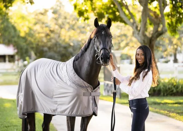 Must-Have Couverture Schante/Anti-Mouches Equestrian Stockholm - Crystal Grey - Gris - 145cm