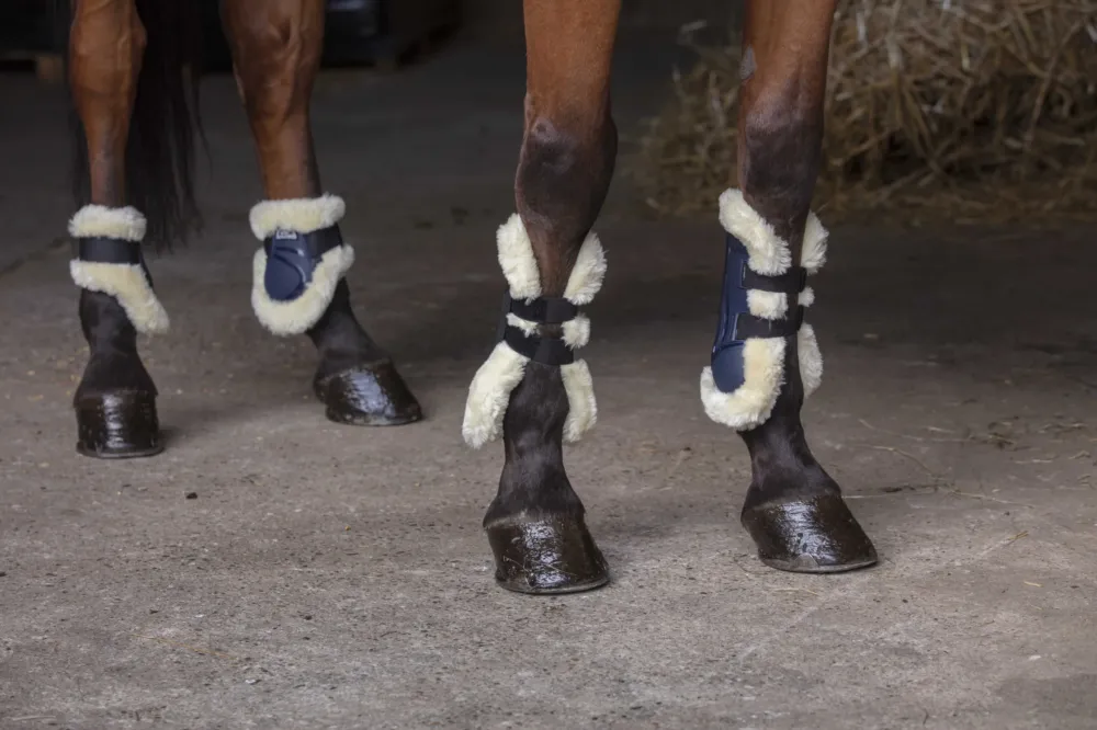 Protge-boulets Norton XTR mouton synthtique - Poney - Bleu marine Livraison Express