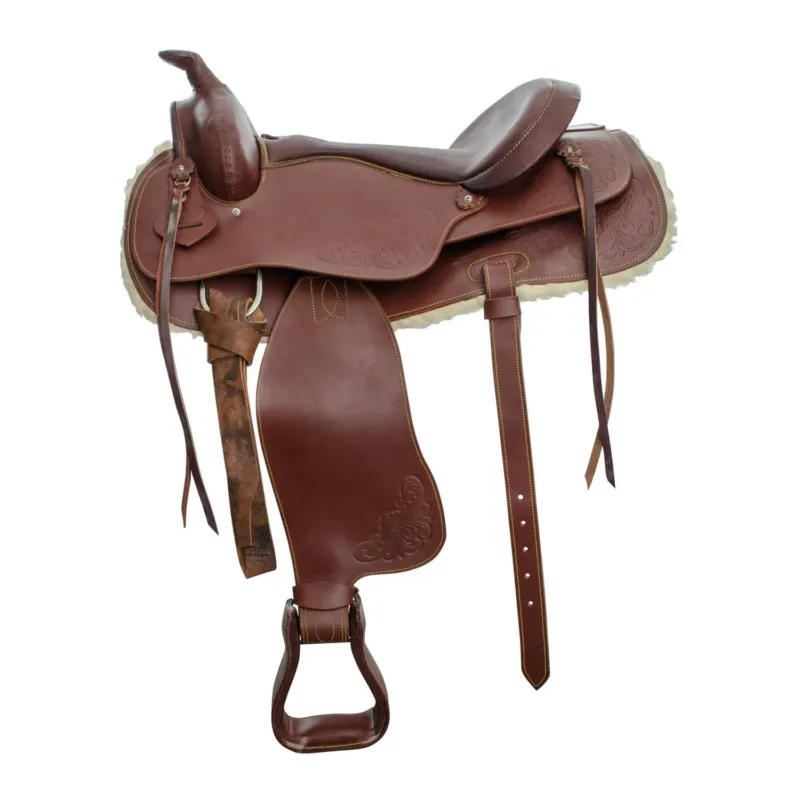 Selle de trail western polyvalente Red Horns - 16" - Marron Satisfait Ou Rembours