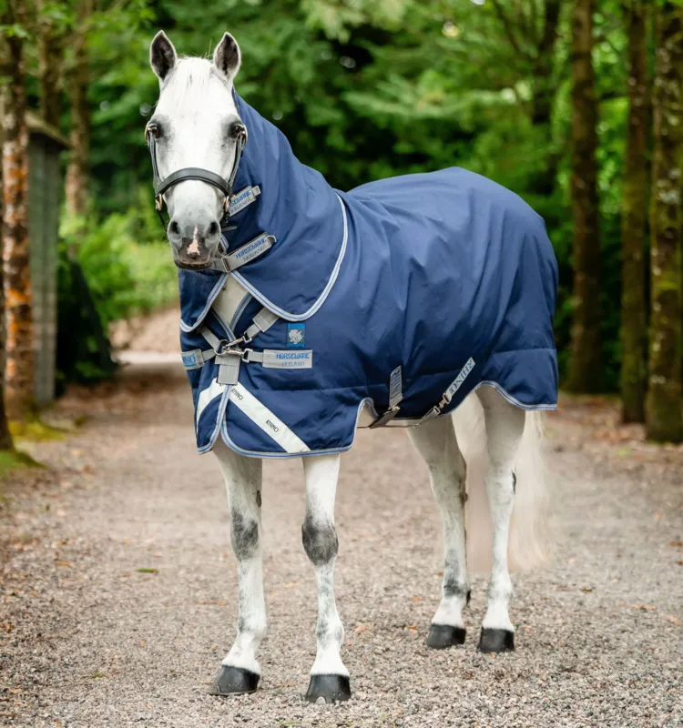 Affaire Saisir Couverture Horseware Rhino Plus Poney Turnout 0g 1000D - 90 cm - Noir / gris titane / bleu classique