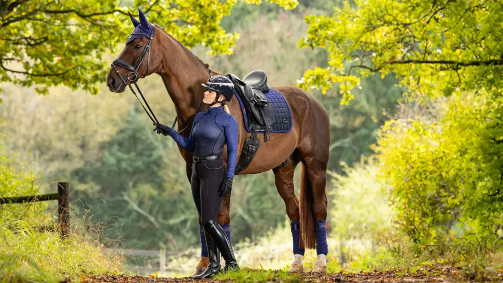 Tapis LeMieux Spectrum Dressage Square - L - Ink blue Prix Promo