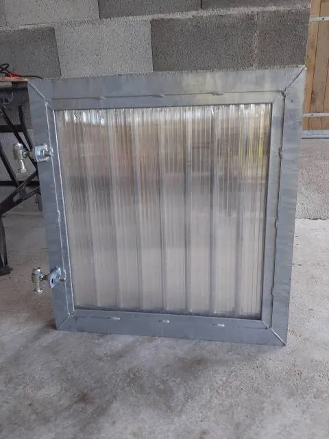 Fentre de box en acier gavanis Marque
