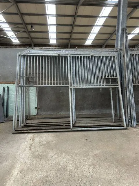 7 boxes chevaux Paiement Scuris