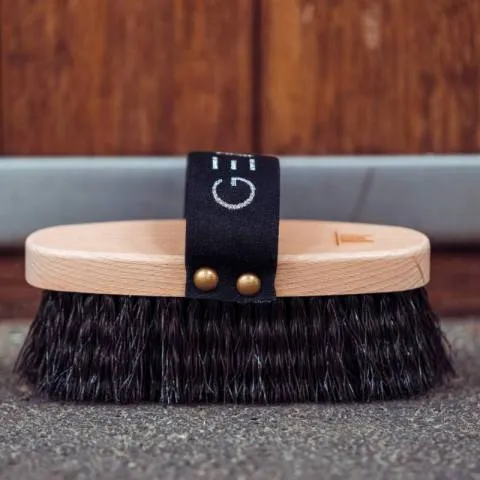 Brosse dure - GEM - Noir - Unique Soldes