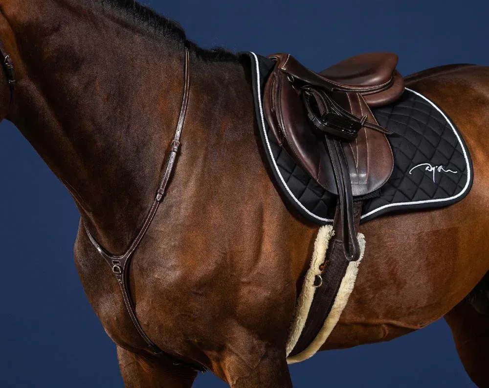 Yoke US Collection by Dy'on - Grand cheval - Brun Acheter Direct