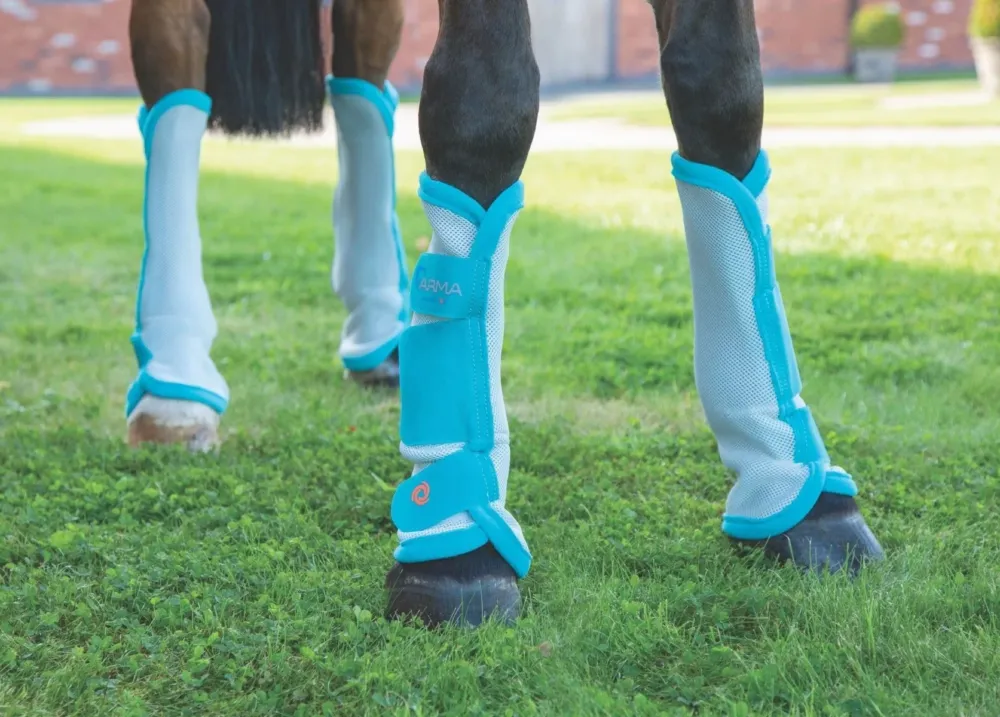 Livraison Gratuite Gutres anti mouches Fly turnout Shires - Poney - Bleu sarcelle