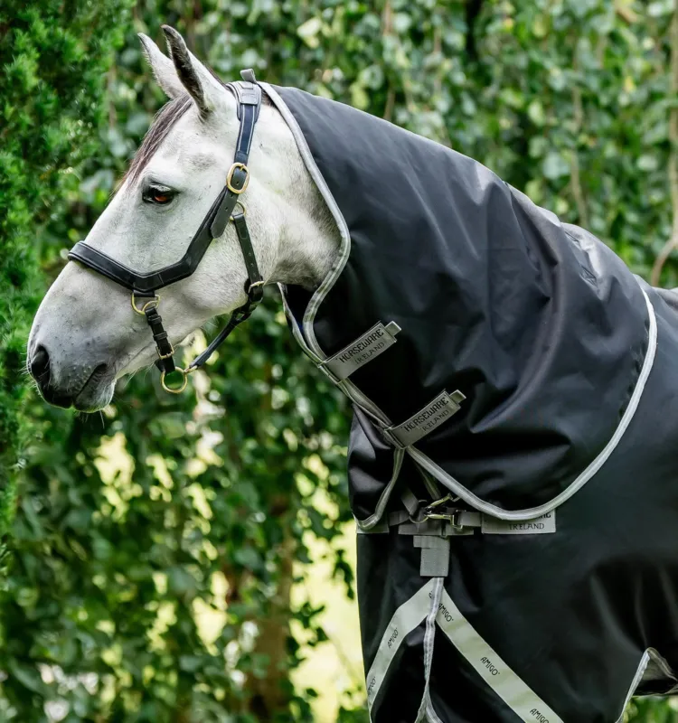 Seulement Aujourdhui Couvre-cou Horseware 150g pour couverture Amigo XL - XL - Noir / gris titane / argent